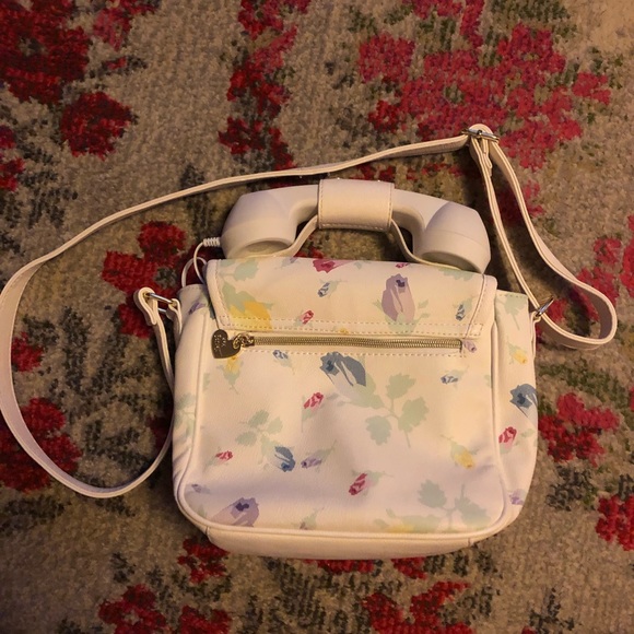 NWOT Betsey Johnson Phone Crossbody - Picture 3 of 4